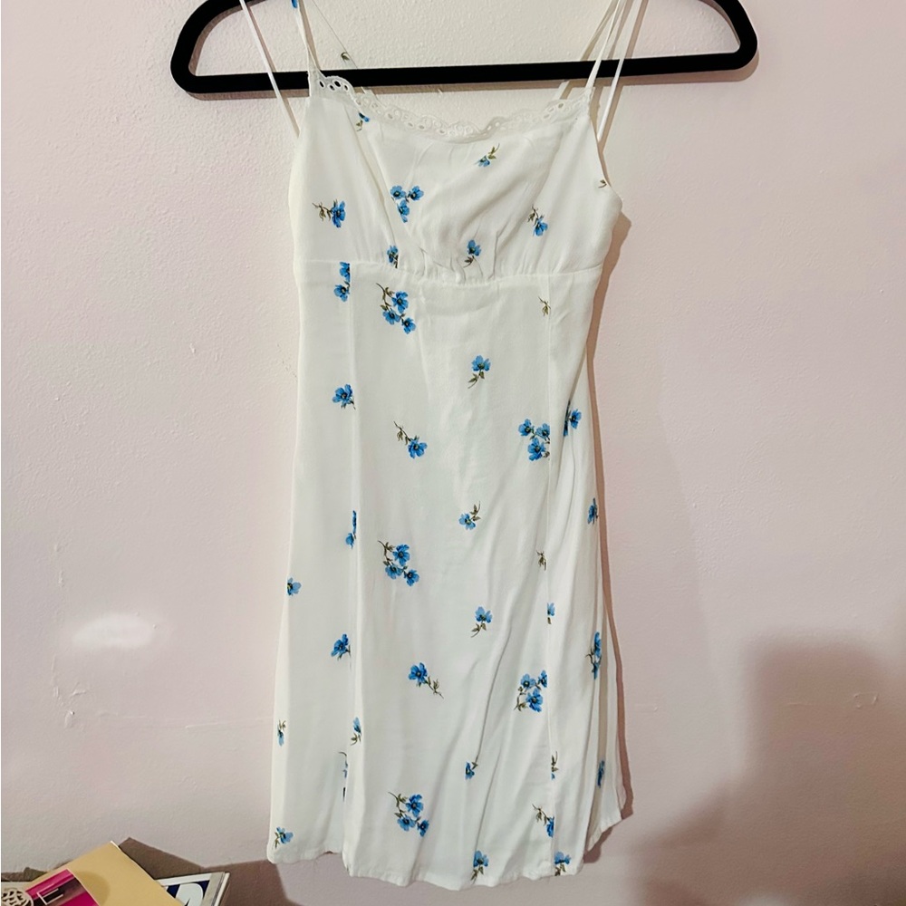 BOUTIQUE MINI DRESS